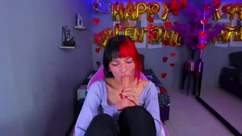 dafne huges online show from 02/14/25, 11:09