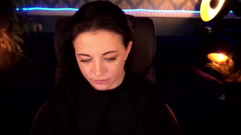 Dafni Mon online show from 10/07/25, 06:10