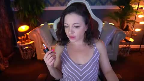 Snapshot of dafni_mon chatting on 06/24/26, 06:12 Dafni Mon online show from 06/24/26, 06:12