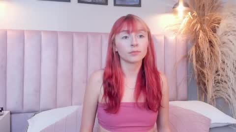 Snapshot of dafnne_hall chatting on 10/11/25, 08:29 Dafnne online show from 10/11/25, 08:29