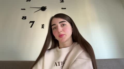 Mia online show from 03/25/26, 02:56