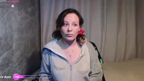 Lulu online show from 11/23/25, 03:50