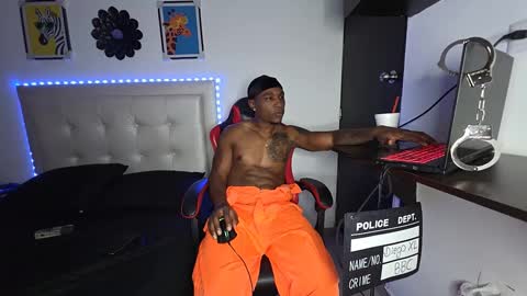 Snapshot of dagofastmilk chatting on 10/04/25, 04:43 DiegoXXL online show from 10/04/25, 04:43