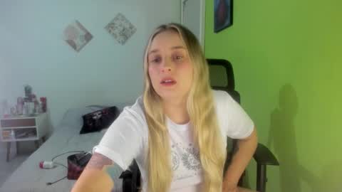 Dahia online show from 10/17/25, 03:10