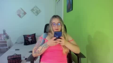 Dahia online show from 10/20/25, 05:52