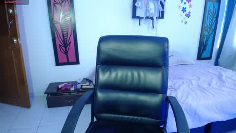 Dahiana online show from 01/30/25, 03:19