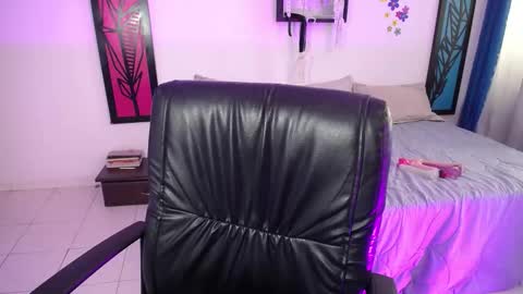 Dahiana online show from 02/10/25, 06:03