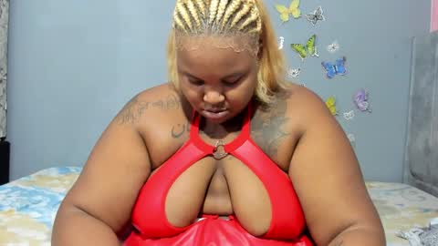 Snapshot of dahianajoss chatting on 02/06/25, 05:57 Ebony Sex Dahian online show from 02/06/25, 05:57