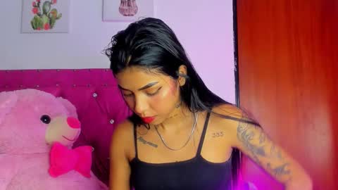    online show from 11/15/25, 08:00