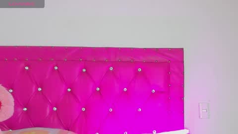    online show from 04/19/26, 12:22