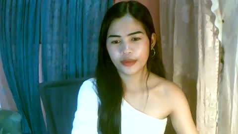 Snapshot of dahlia_123 chatting on 03/28/26, 10:59 Im Dahlia online show from 03/28/26, 10:59
