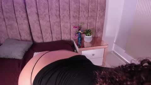 Snapshot of dahlia_rossee chatting on 05/26/26, 07:54 dahlia_rossee online show from 05/26/26, 07:54
