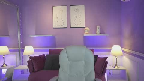 Dahlia Grey online show from 11/19/25, 11:43