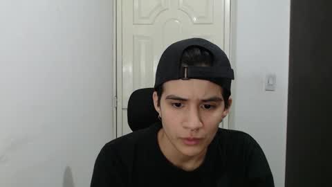 Snapshot of dahliarios chatting on 01/20/25, 01:28 lorena online show from 01/20/25, 01:28