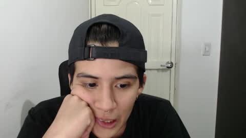 Snapshot of dahliarios chatting on 01/20/25, 04:32 lorena online show from 01/20/25, 04:32