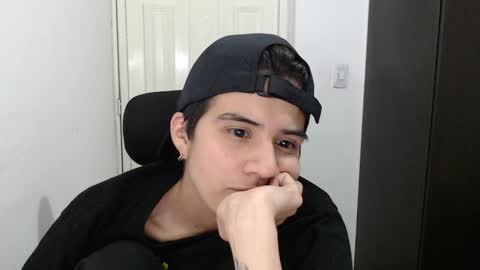 Snapshot of dahliarios chatting on 01/28/25, 02:43 lorena online show from 01/28/25, 02:43