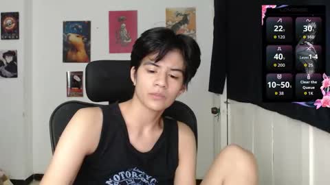 Snapshot of dahliarios chatting on 10/22/25, 02:28 lorena online show from 10/22/25, 02:28