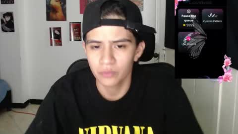 Snapshot of dahliarios chatting on 11/25/25, 12:10 lorena online show from 11/25/25, 12:10