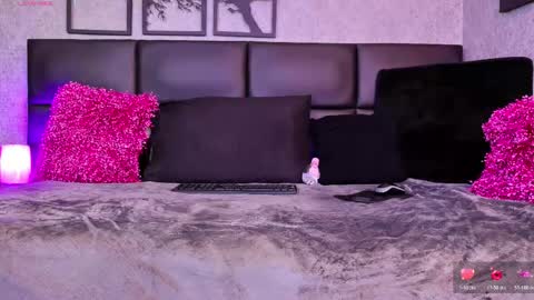 Snapshot of daiaashanti_ chatting on 03/24/26, 01:32 Daiana online show from 03/24/26, 01:32