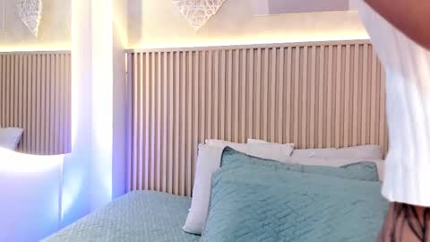 Daiana online show from 02/11/26, 07:41