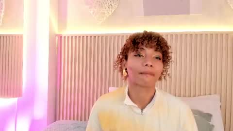 Snapshot of daiana_curly chatting on 06/28/26, 03:34 Daiana online show from 06/28/26, 03:34