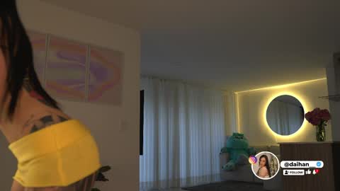 Snapshot of daihanwatson_ chatting on 05/19/26, 11:00 Dai independent online show from 05/19/26, 11:00