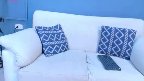 daiisy_kiss online show from 10/28/25, 01:20