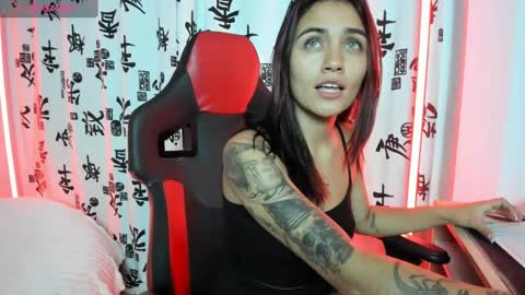 daila_ online show from 02/21/25, 07:23