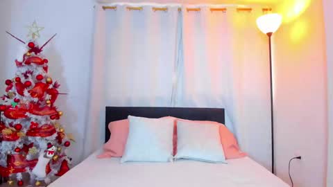 Snapshot of dailasmith chatting on 12/23/24, 06:05 Daila Smith  online show from 12/23/24, 06:05