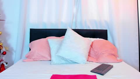 Snapshot of dailasmith chatting on 12/23/24, 09:08 Daila Smith  online show from 12/23/24, 09:08