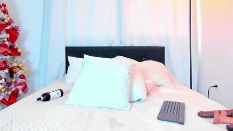 Snapshot of dailasmith chatting on 01/02/25, 07:18 Daila Smith  online show from 01/02/25, 07:18