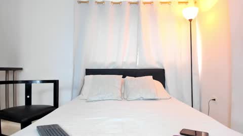 Snapshot of dailasmith chatting on 02/21/25, 03:32 Daila Smith  online show from 02/21/25, 03:32