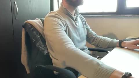 Snapshot of dailybully chatting on 03/02/26, 10:11 Your daily dose online show from 03/02/26, 10:11