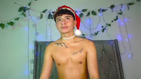 daimond cooper online show from 12/24/24, 04:33