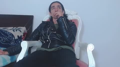 Daniel y Camilo online show from 03/07/25, 08:45