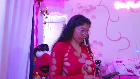 DAINA online show from 02/09/26, 03:54