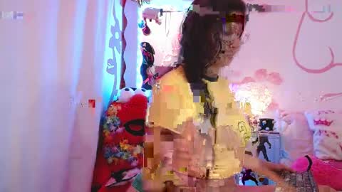 Snapshot of daina_flower chatting on 05/05/26, 03:58 DAINA online show from 05/05/26, 03:58