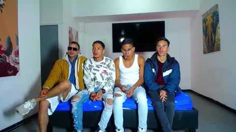 Snapshot of daiquirie chatting on 09/21/25, 12:18 daiquirie online show from 09/21/25, 12:18