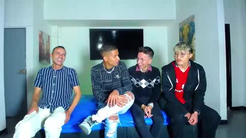 Snapshot of daiquirie chatting on 10/04/25, 01:09 daiquirie online show from 10/04/25, 01:09