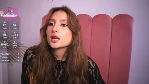 Snapshot of daisha_riley chatting on 03/12/25, 03:40 Lauren            online show from 03/12/25, 03:40