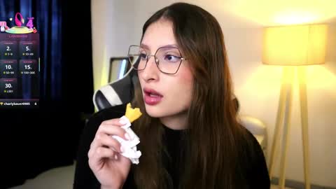 Snapshot of daisha_riley chatting on 09/11/25, 01:44 Lauren            online show from 09/11/25, 01:44