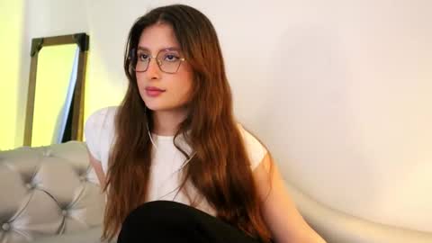 Snapshot of daisha_riley chatting on 10/20/25, 01:55 Lauren            online show from 10/20/25, 01:55