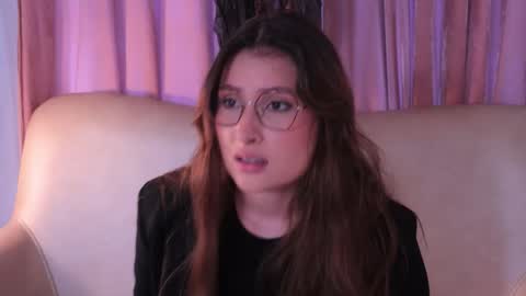 Snapshot of daisha_riley chatting on 10/22/25, 06:29 Lauren            online show from 10/22/25, 06:29