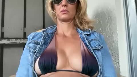 Daisy137 online show from 02/11/26, 02:00