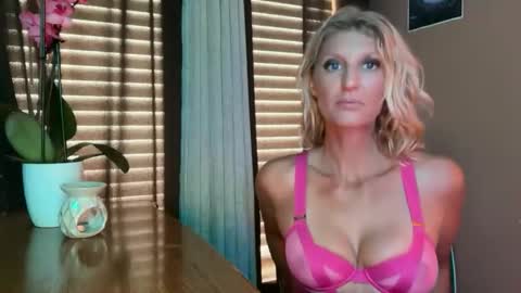 Daisy137 online show from 03/02/26, 05:09