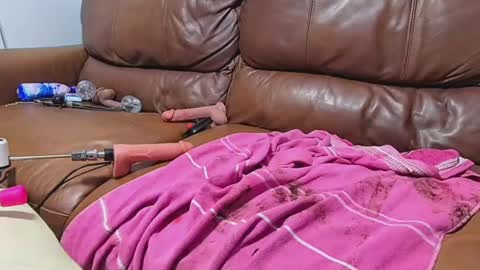 Daisy Aqua online show from 03/10/25, 03:01