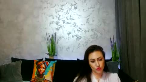 Snapshot of daisy_ashe chatting on 05/18/26, 05:19 Ashe online show from 05/18/26, 05:19