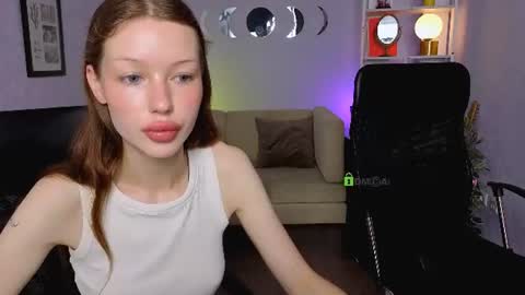 Snapshot of daisy_baby_ chatting on 06/12/26, 06:01 daisy online show from 06/12/26, 06:01