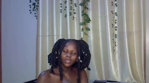 daisy online show from 12/03/25, 10:30