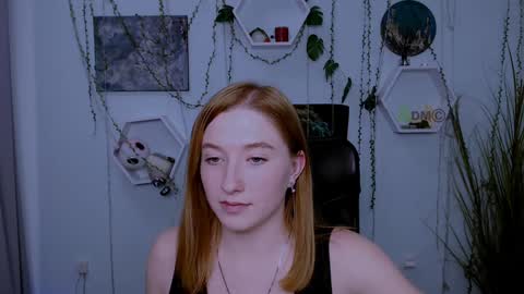 Little Di online show from 01/25/25, 02:58